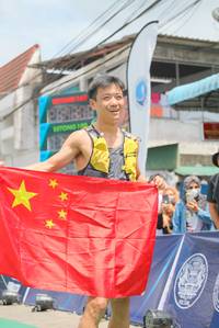 BIB: 100
                            <button type="button" onclick="openModal(21761775)" class="btn btn-primary btn-sm float-right btn-popup" data-toggle="modal" data-target=".modal-high-quality">
                        <i class="fas fa-shopping-cart"></i> Add to Cart
                    </button>
                                            <button type="button" onclick="isThisMe(21761775, true)" class="btn btn-success btn-sm float-right btn-popup btn-isme hidden" data-toggle="tooltip" data-placement="bottom" title="นี่คือรูปของคุณใช่ไหม คลิกที่นี่เพื่อเอาเข้าอัลบั้ม">
                        <i class="fas fa-plus"></i> Add to album
                    </button>
                    <button type="button" onclick="isThisMe(21761775, false)" class="btn btn-warning btn-sm float-right btn-popup btn-isnotme hidden">
                        <i class="fas fa-ban"></i> Remove from album
                    </button>